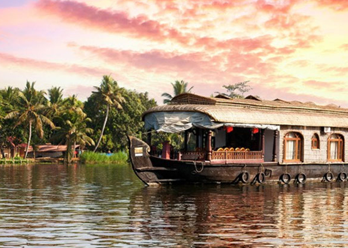 5 Nights 6 Days Kerala Package Itinerary
