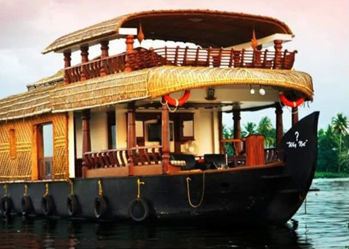 Alleppey Houseboat One Day Package