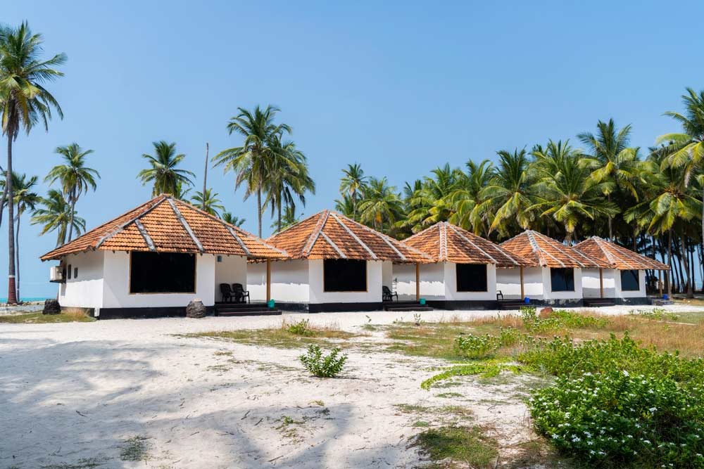 Lakshadweep tour packages 7 days contact Mahalakshmi Tours and Travels