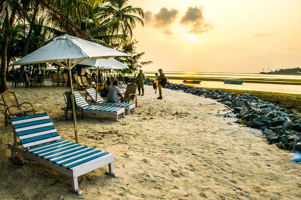 Lakshadweep family tour packages contact Mahalakshmi Tours and Travels