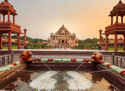 Dwarka Somnath Tour Packages available at Mahalakshmi Tours and Travels