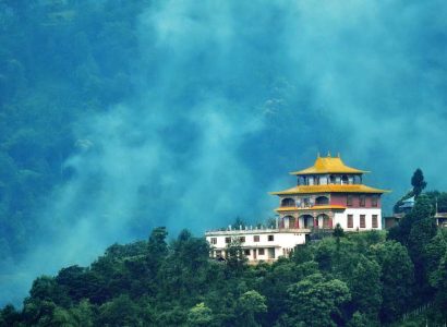 Gangtok Darjeeling Tour Package contact Mahalakshmi Tours and Travels